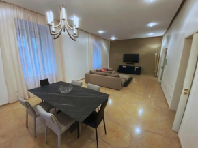 Luxury House With Parking Napoli